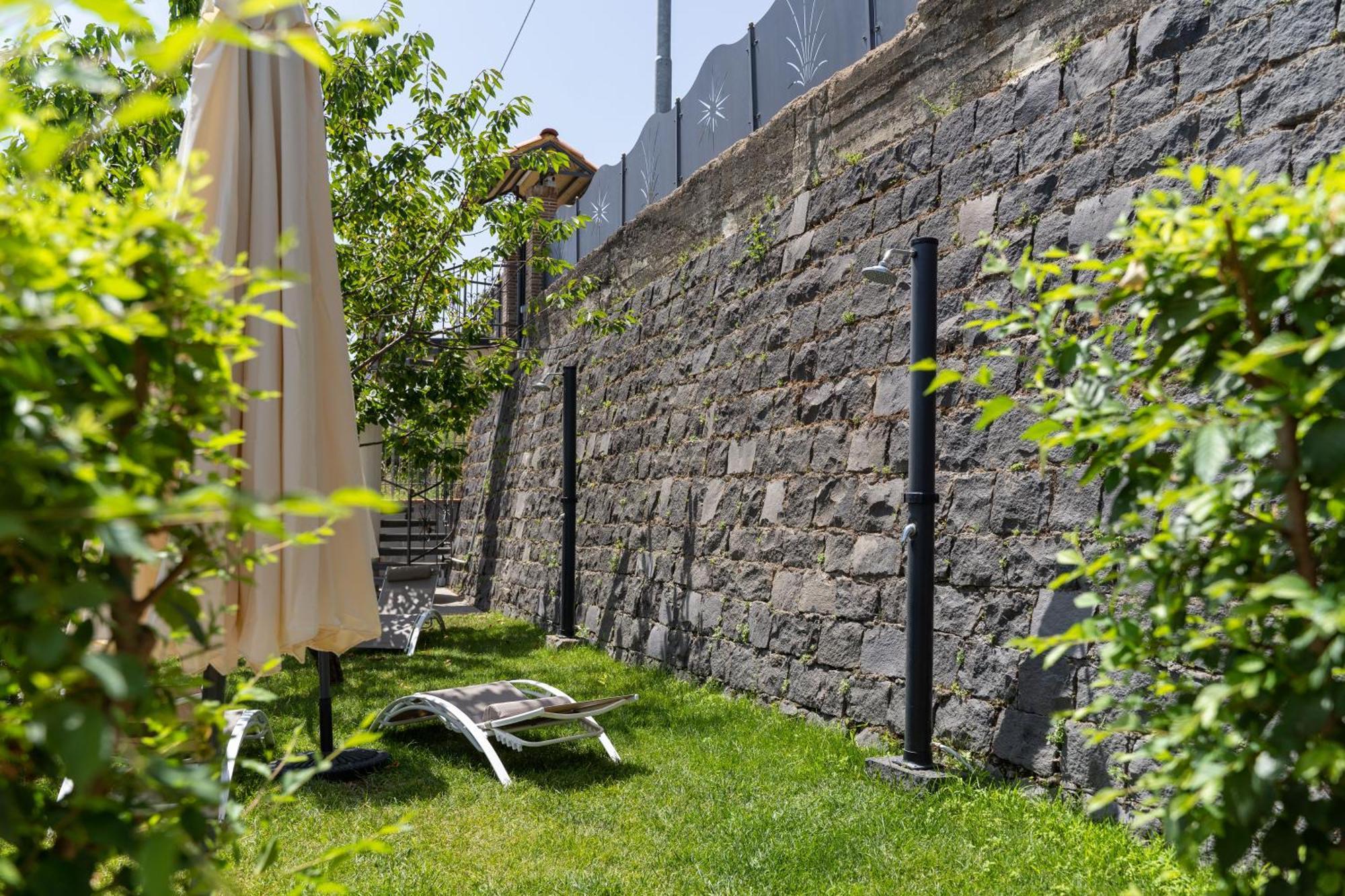 Etna Sunshine Rent Rooms Puntalazzo Exterior photo