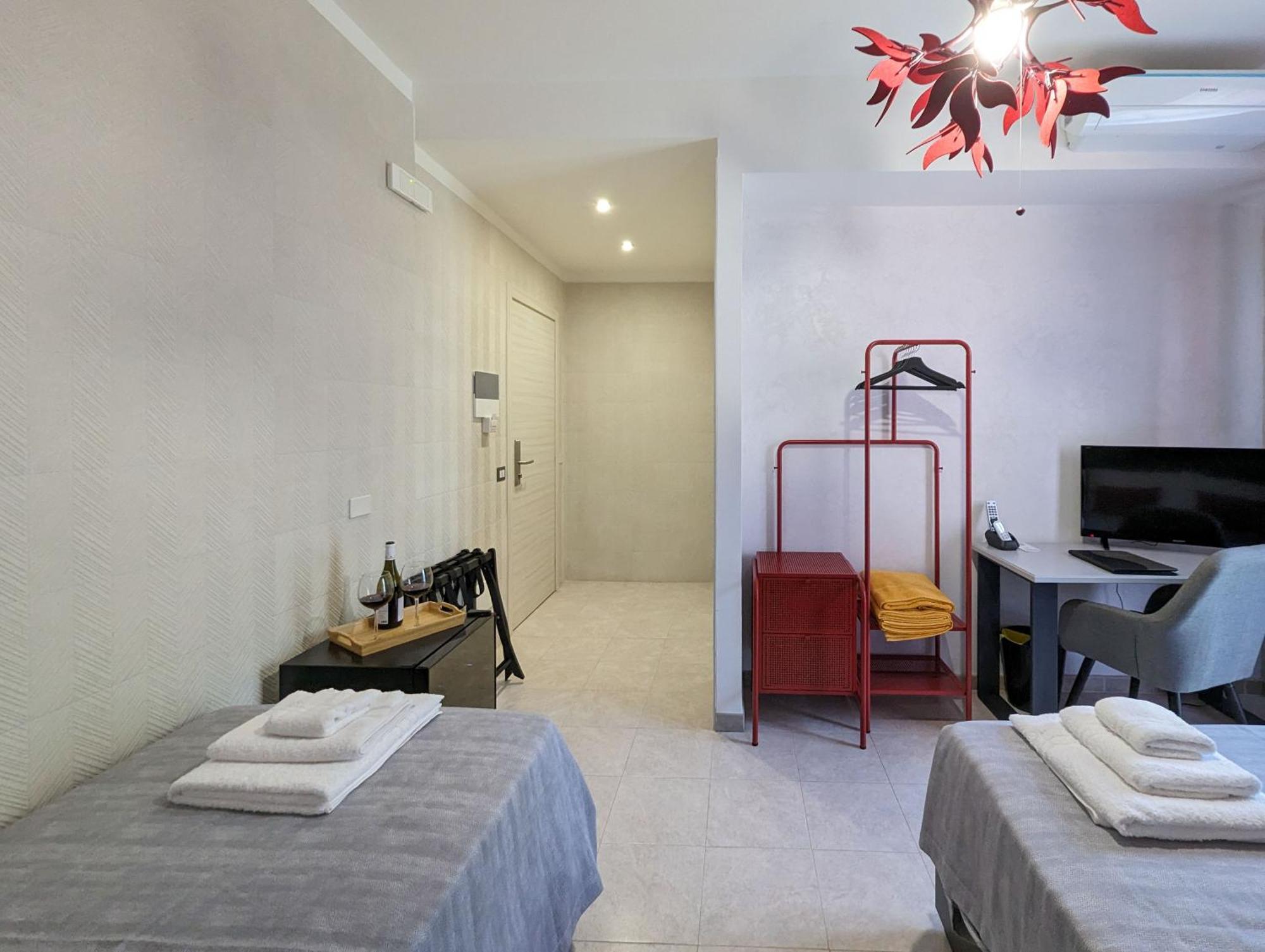 Etna Sunshine Rent Rooms Puntalazzo Exterior photo